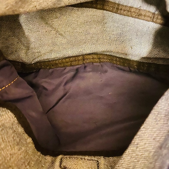 Purse- Blue Jean Crossbody with Adjustable Strap Velcro Closure with Pins EUC - Picture 13 of 15